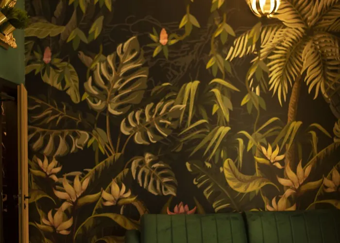 Apartment Jungle Breslau