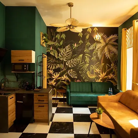 Jungle Lägenhet