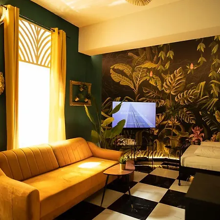 Jungle Apartment