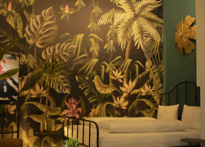 Апартаменты Jungle *